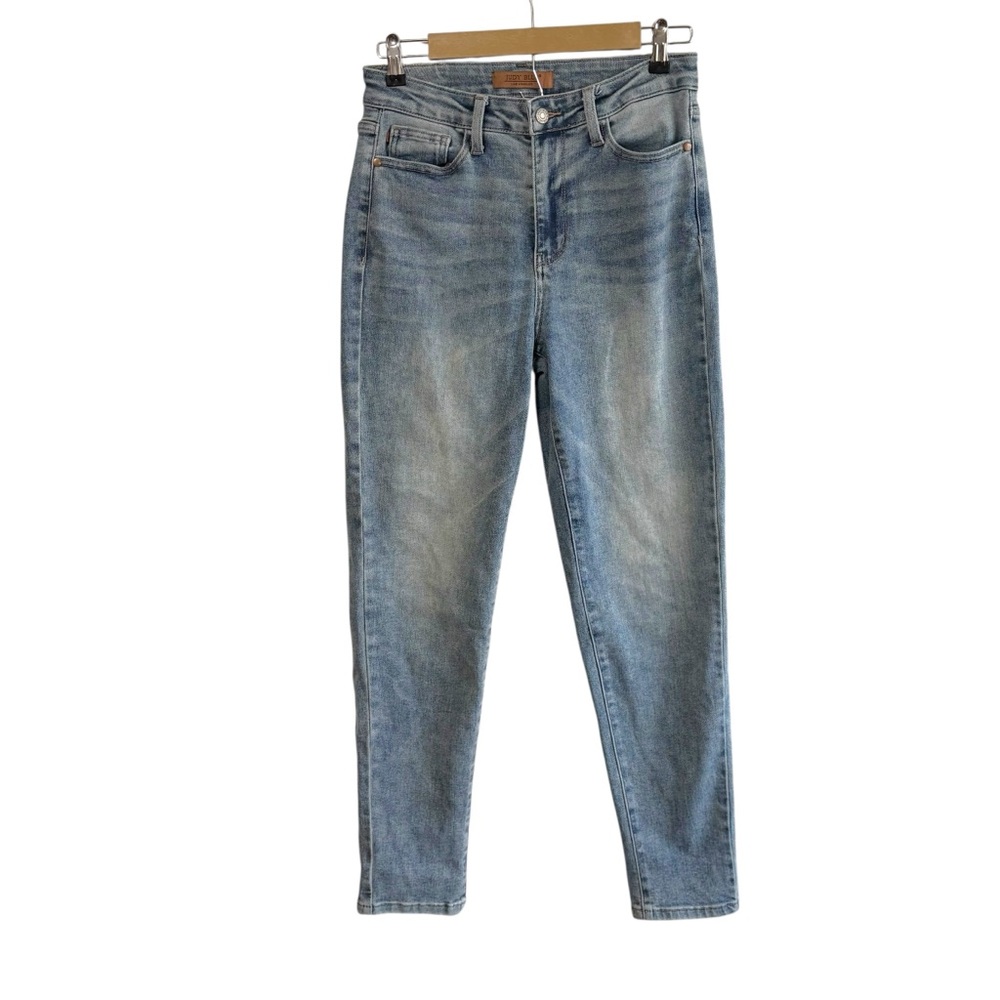 Judy Blue Size 5 Light Wash Straight Leg Jeans Minimalist Comfort Denim Casual
